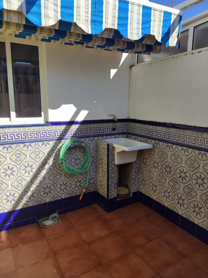 Chalet Adosado Con Azotea Andaluza Y Patio, Junto A La Playa Ісла-Крістіна Екстер'єр фото